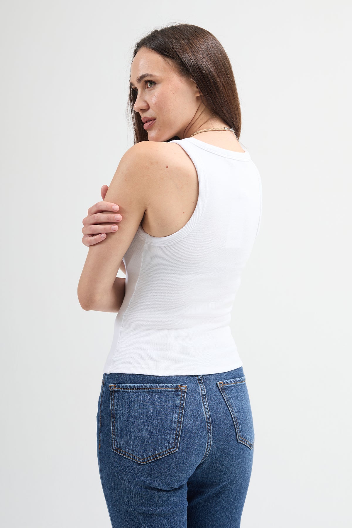 Cuello 82004 Dar Kesim Beyaz Kadın U Yaka Basic Atlet