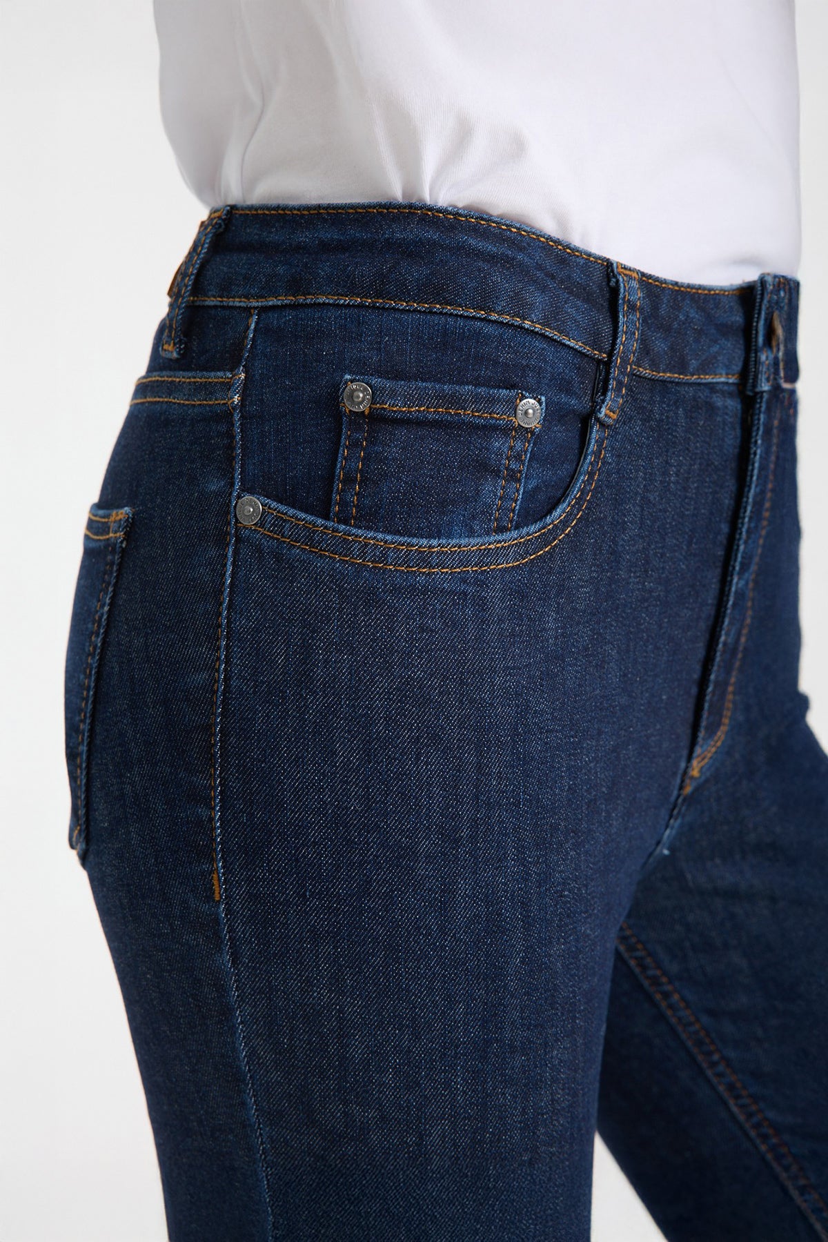 Julia 92 Normal Bel Koyu Rinse Kadın Crop Flare Jeans